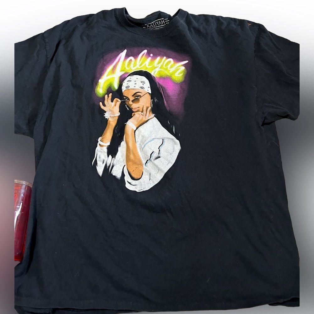 Aaliyah Artist Singer T-shirt
